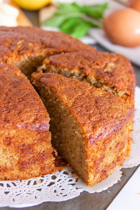 Easy Banana Cake Recipe