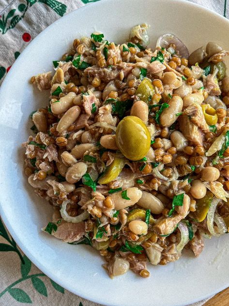 Italian Farro Tuna Salad with Beans, Olives and Lemon